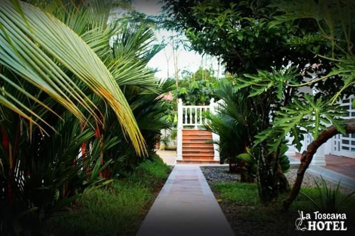 Hotel Campestre La Toscana บิยาบิเซนซิโอ ภายนอก รูปภาพ